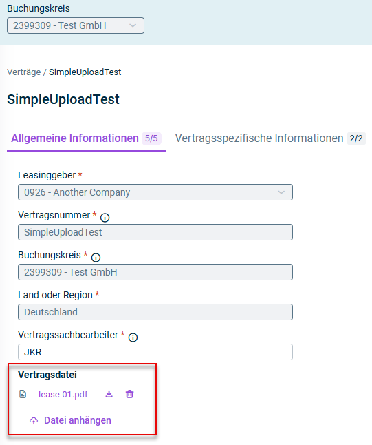 Ein Vertrag mit einer angehängten Datei wird angezeigt.
