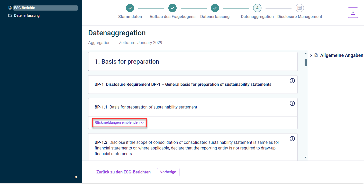 Ein Beispiel eines aggregierten Berichts wird angezeigt. Die Option 'Rückmeldung einblenden' einer Frage ist rot hervorgehoben.