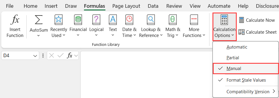 Shows the Excel ribbon. Opened is the tab 'Formulas' highlighted ist the Option 'Calculation options' and 'Manual'