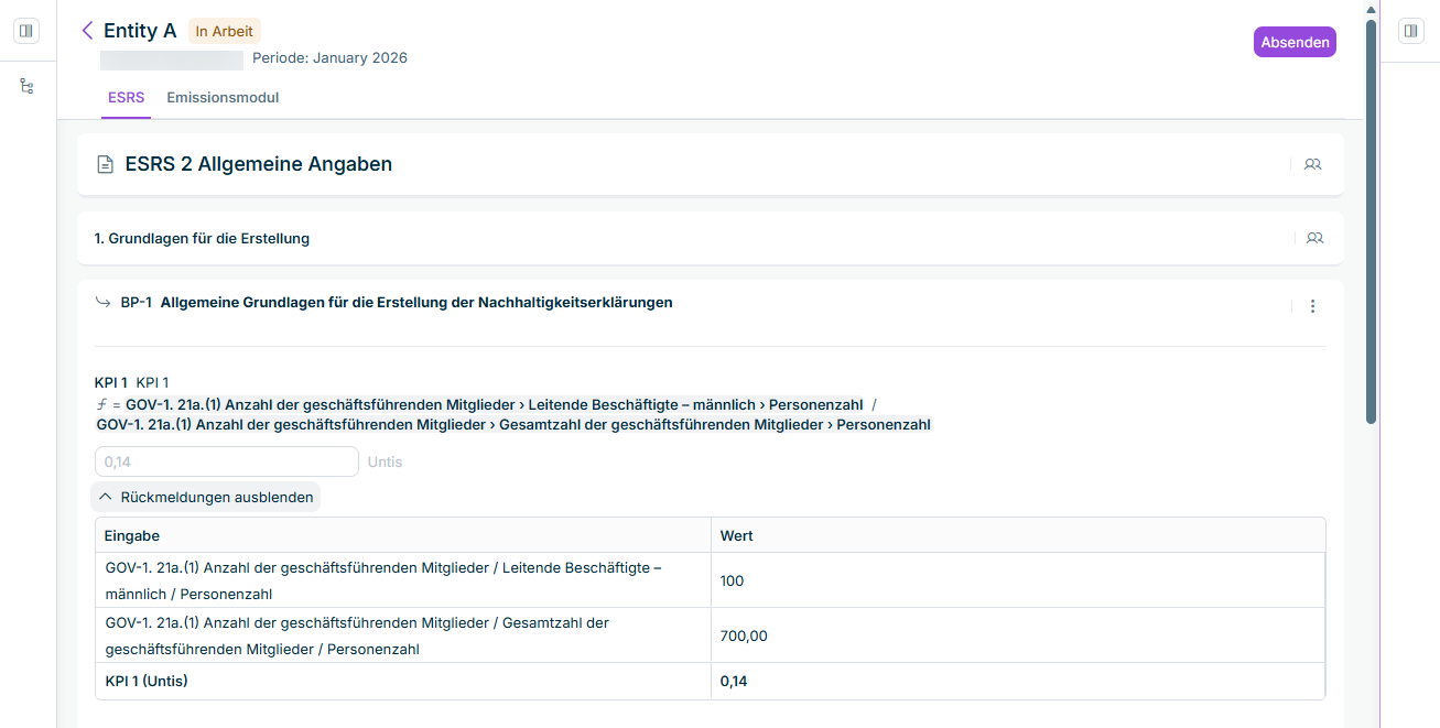 Ein KPI im Fragebogen mit Formelsymbol, der Formel mit beiden Eingangswerten, dem schreibgeschützten Wertfeld mit Einheit und der Option zum Einblenden der Rückmeldungen.