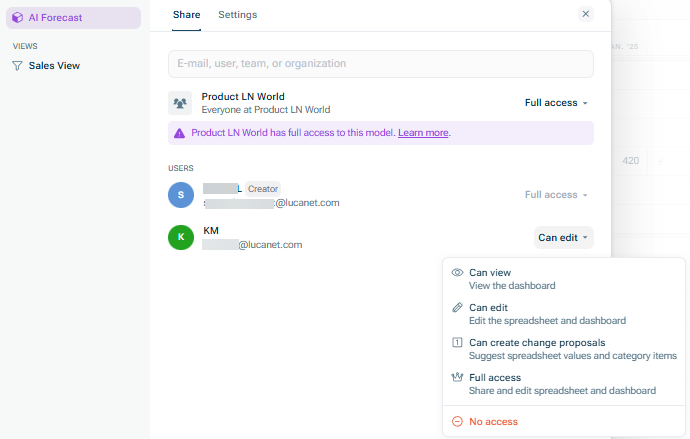 The dialog 'Invite new users' is displayed.