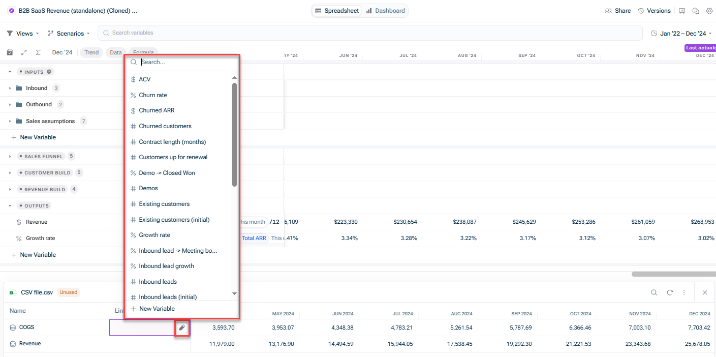 Shows the drop-down list to select the variable to be connected when clicking into the Linked variables column of the data preview