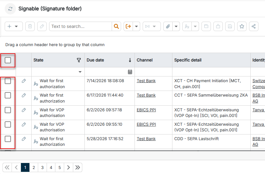 The check boxes in the first column of the list view are highlighted.